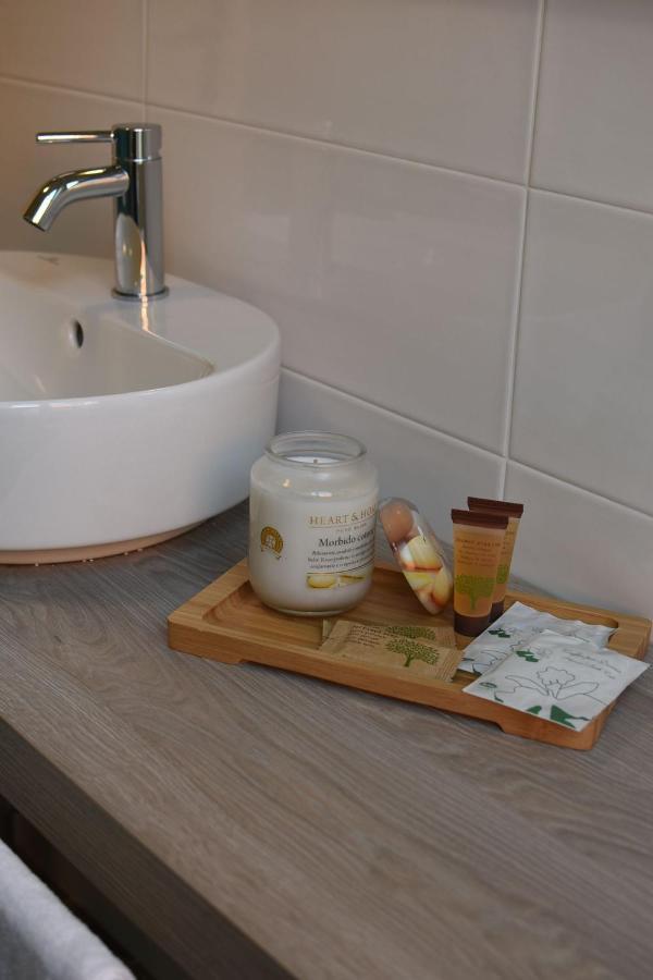 Hotel Cavallo Bianco Reggiolo エクステリア 写真